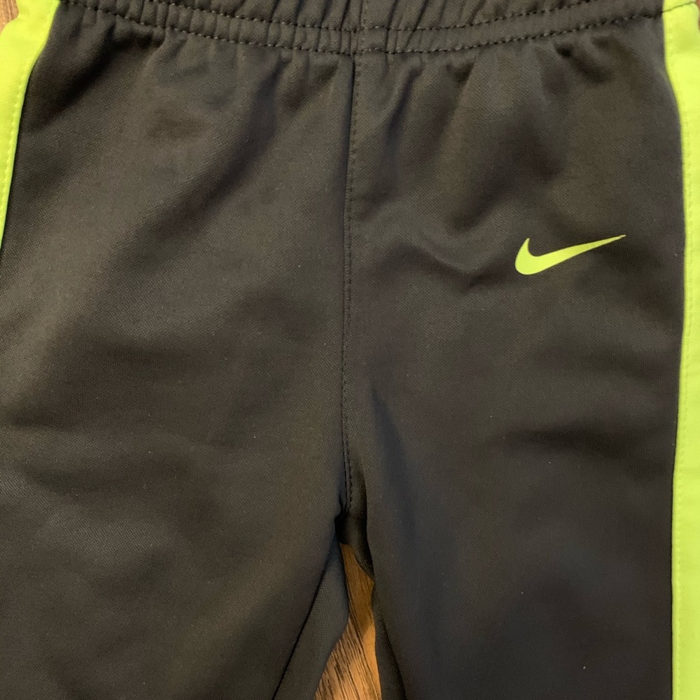 Pants - Picture 3 of 4